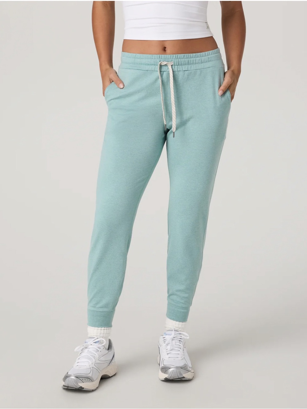 Vuori Performance Jogger, Sea Spray Heather, Size XS